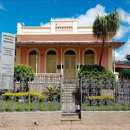 Biblioteca Municipal de Itaúna promove Contação de Histórias para Bebês